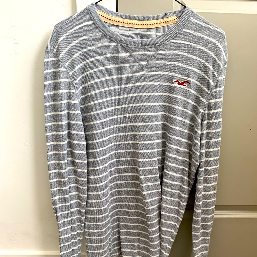 Hollister sweater